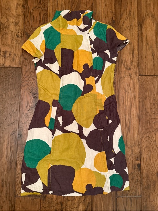 Boden Dresses & Skirts - Boden Short Sleeve Mock Neck Dress